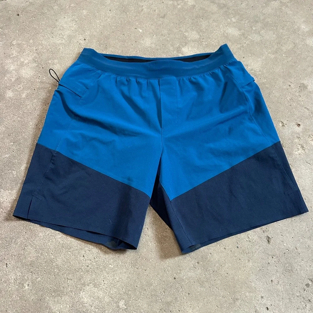 Lululemon Athletic Namaste At the Beach Shorts Men Large Blue Navy 8